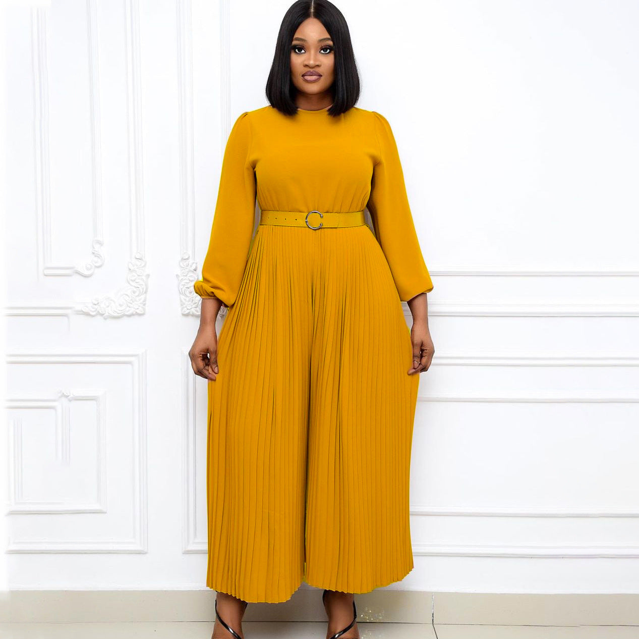 Damen Jumpsuit Plissee mit Gürtel und weiten Ärmeln Norvielle