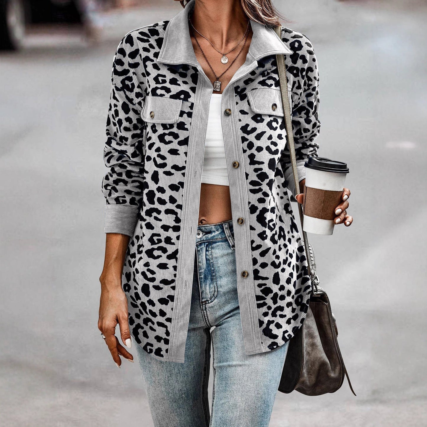 Damen Kordjacke Leo-Print mit Brusttaschen Norvielle