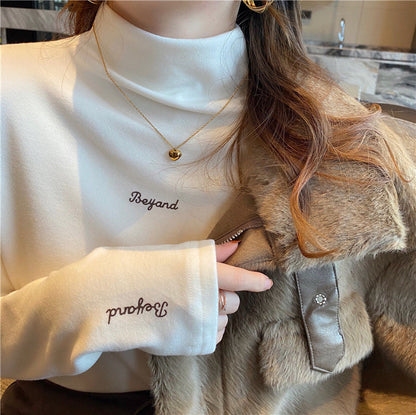 Damen Turtleneck Pullover mit Schriftzug