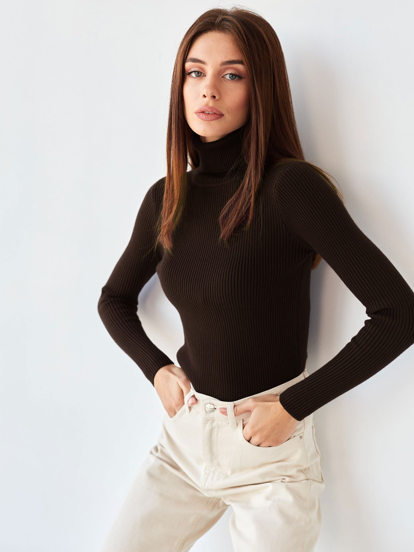 Damen Pullover Lang mit hohem Kragen und Rippenstruktur Norvielle