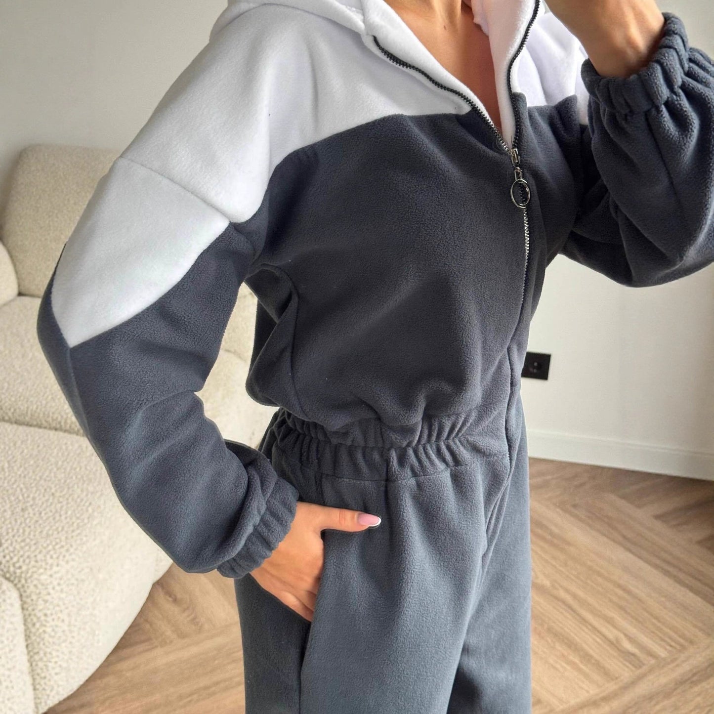 Damen Fleece-Overall mit Reißverschluss und Kapuze