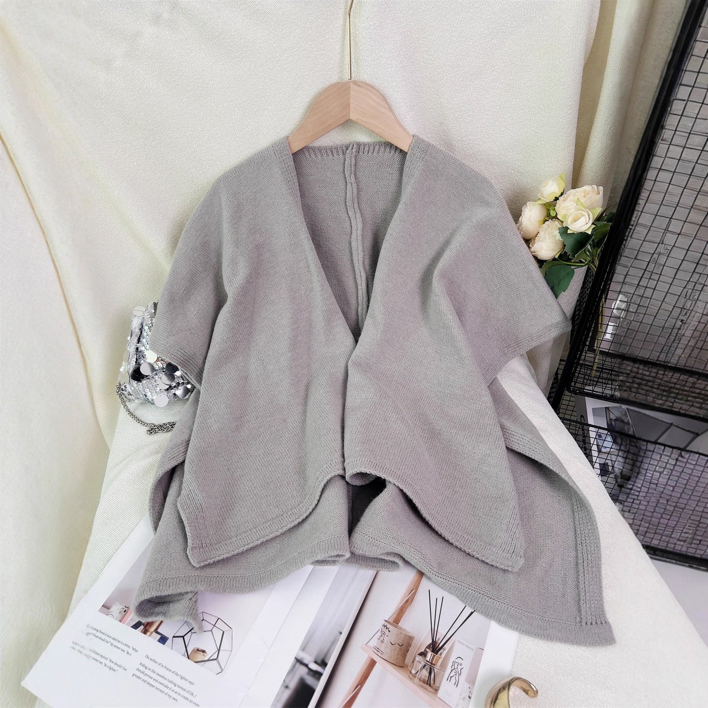 Norvielle Damen Strickjacke Asymmetrisch V-Ausschnitt Beige