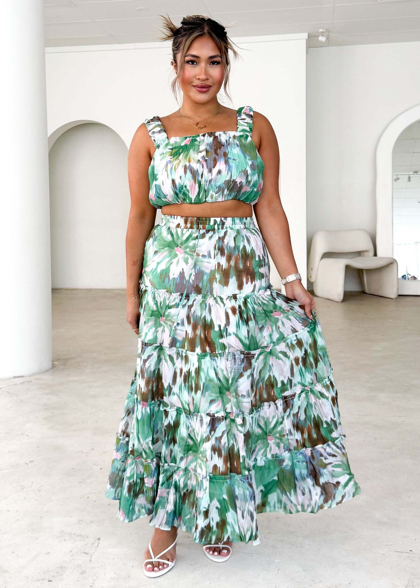 Damen Maxikleid Luftiger Blusenstil Voluminöser Rock Norvielle