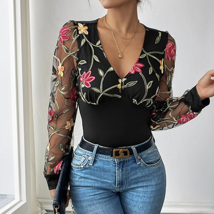 Damen Body mit bestickten Puffärmeln und V-Ausschnitt