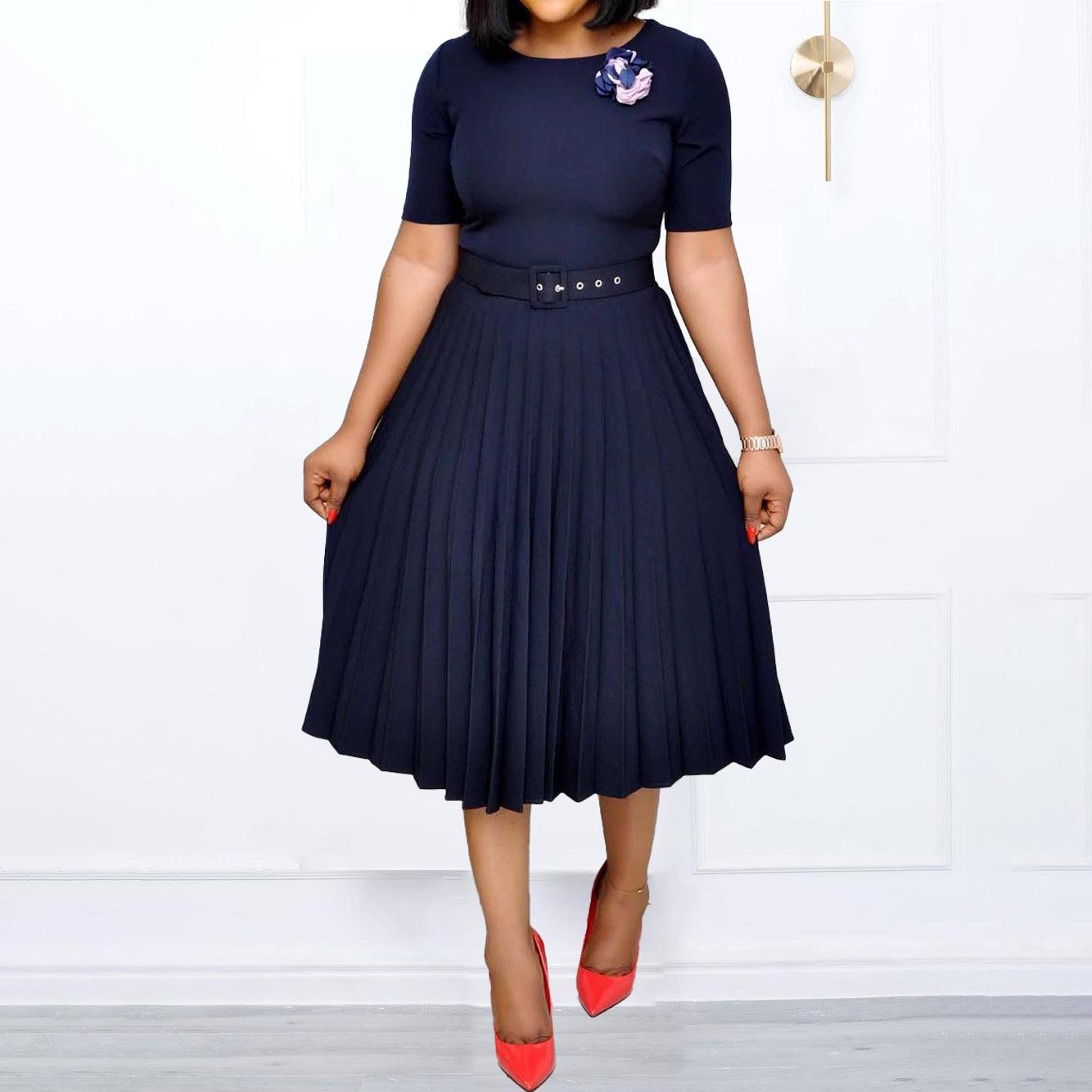 Damen Plissiertes Kleid mit Taillengürtel Elegantes