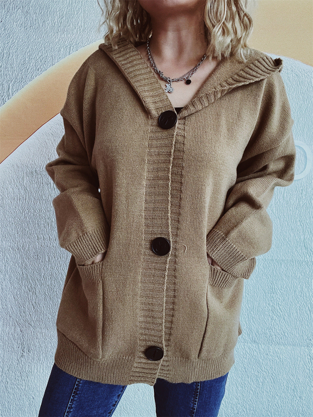 Damen Strickjacke mit Kapuze und Taschen Norvielle
