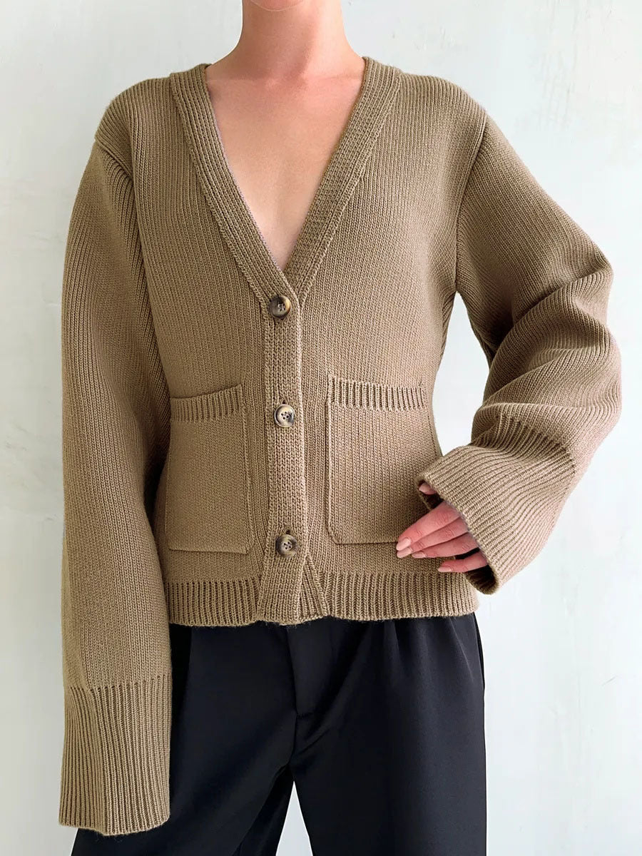 Damen Strickjacke V-Ausschnitt Große Taschen Norvielle
