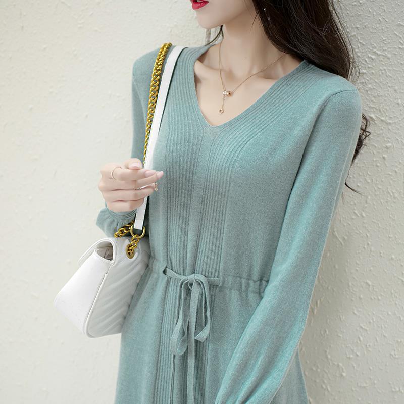 Damen Strickkleid mit Gürtel Fein gestrickt Beige