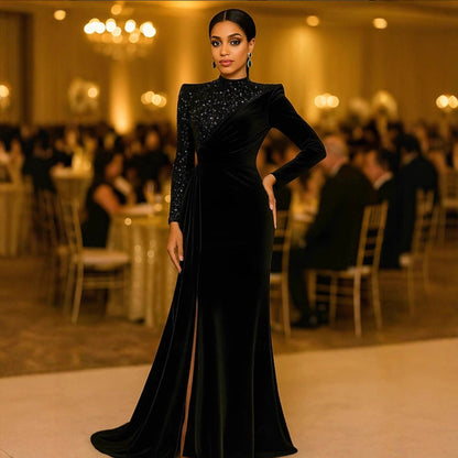 Damen Abendkleid schimmerndes Oberteil raffinierte Drapierung