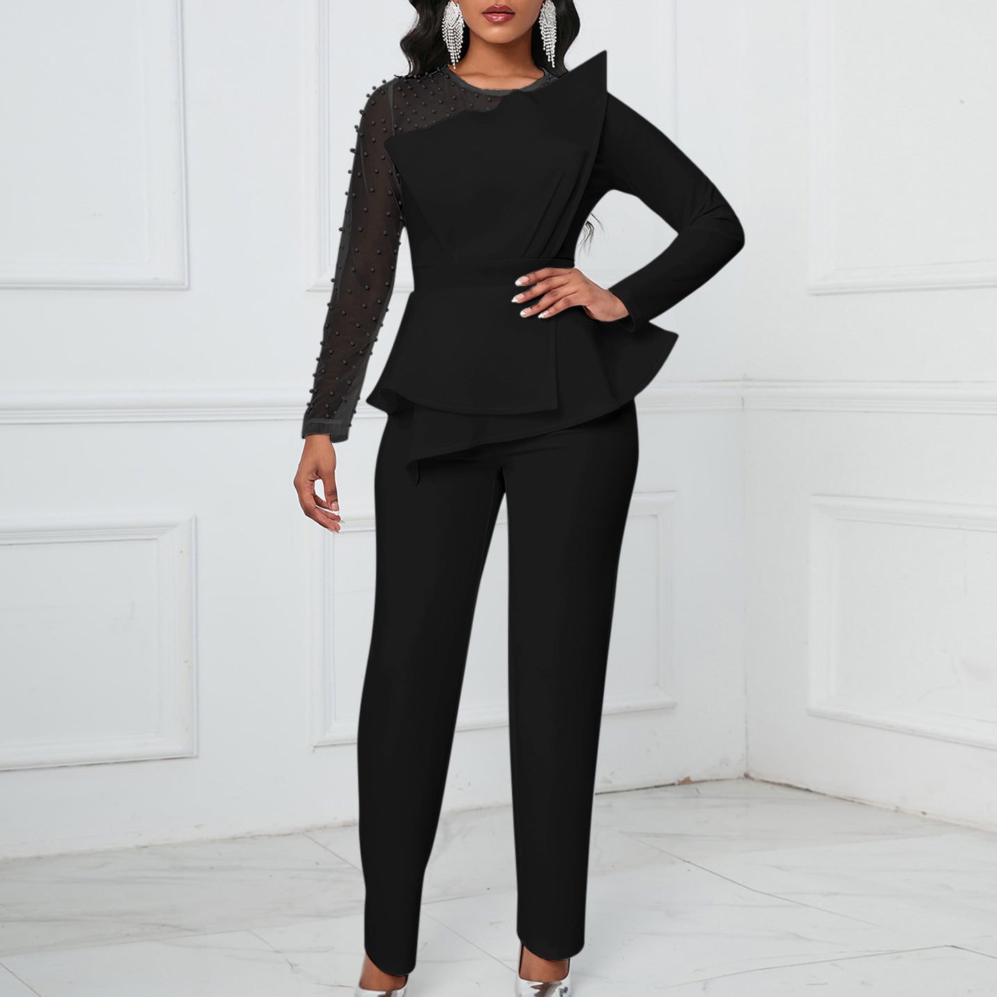 Damen Jumpsuit Asymmetrisch Perlendetails
