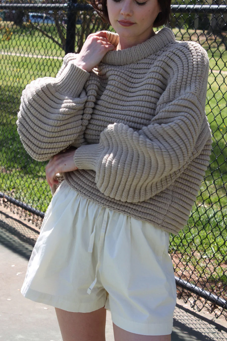 Damen Strickpullover Locker mit hohem Kragen und Rippbündchen