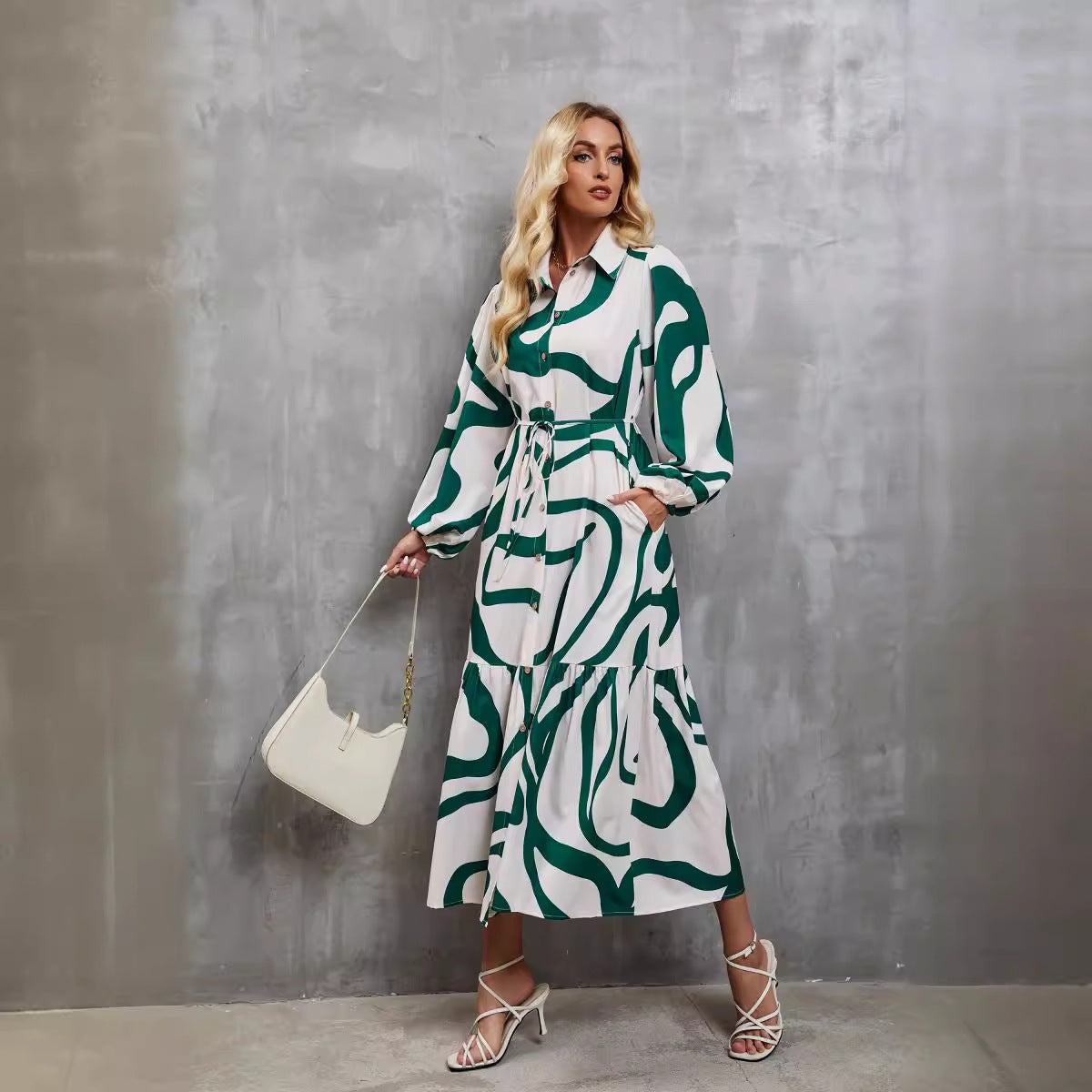 Damen Langarmkleid mit Muster und Bindegürtel