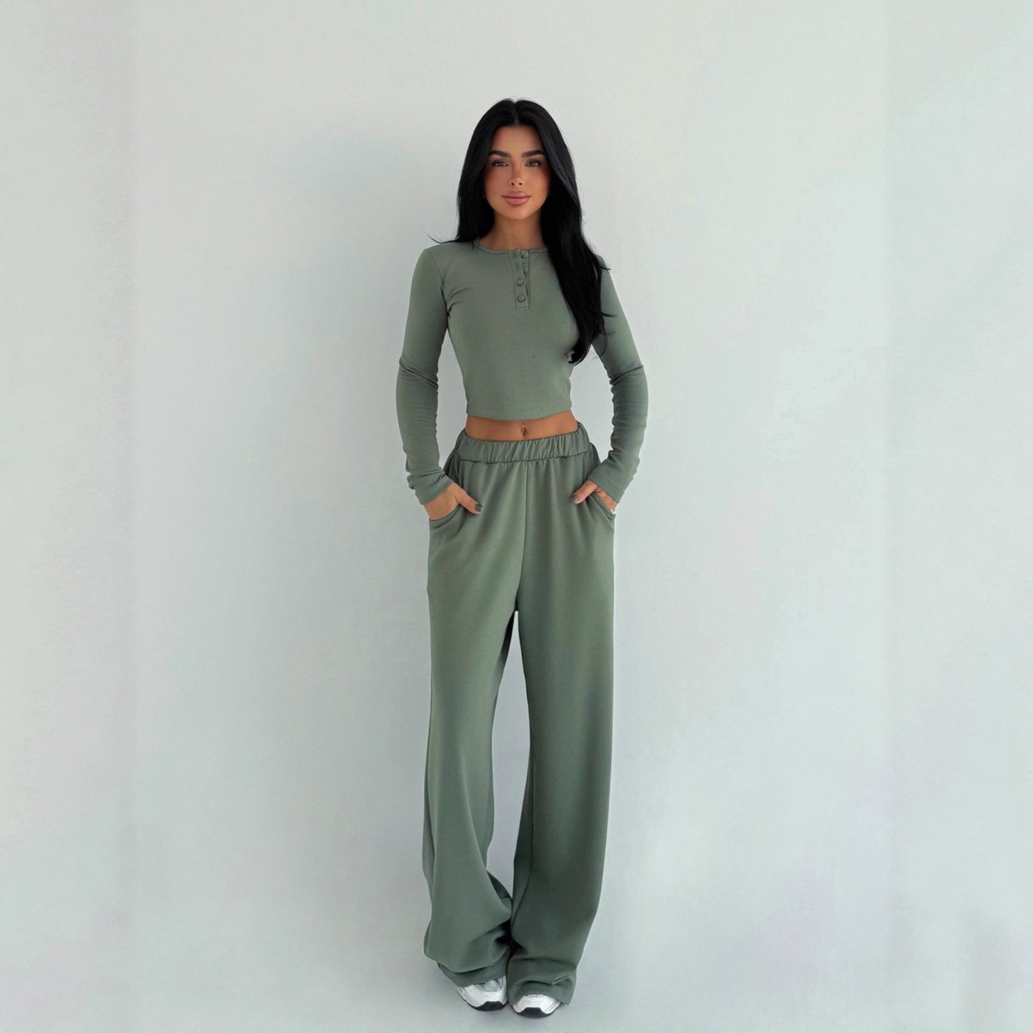 Damen Cropped-Oberteil und weite Hose mit Knöpfen