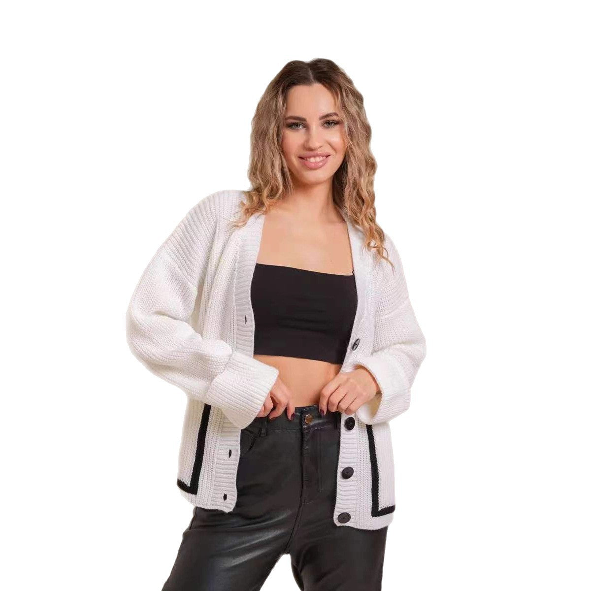 Damen Strickjacke Knöpfe Taschen Beige Norvielle