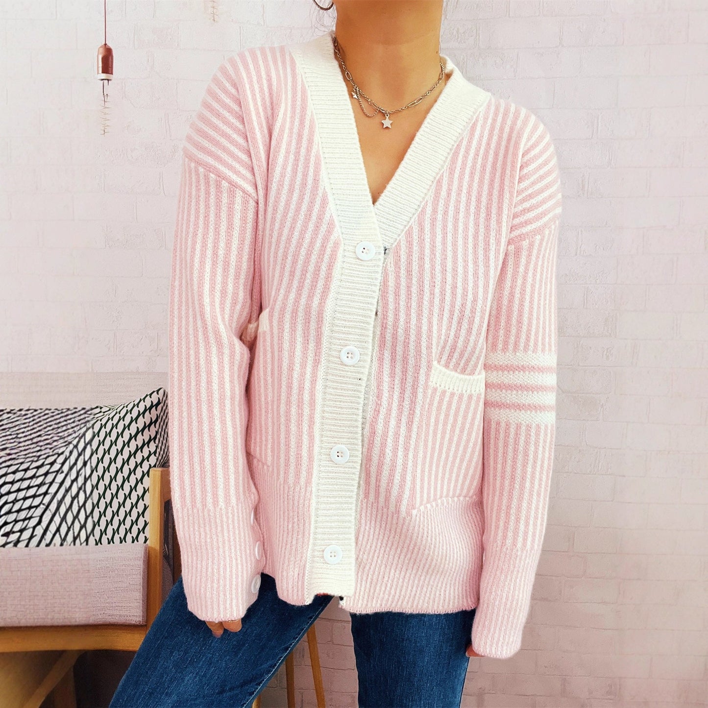 Damen Strickcardigan Streifenmuster mit Taschen und Knöpfen Beige - Norvielle