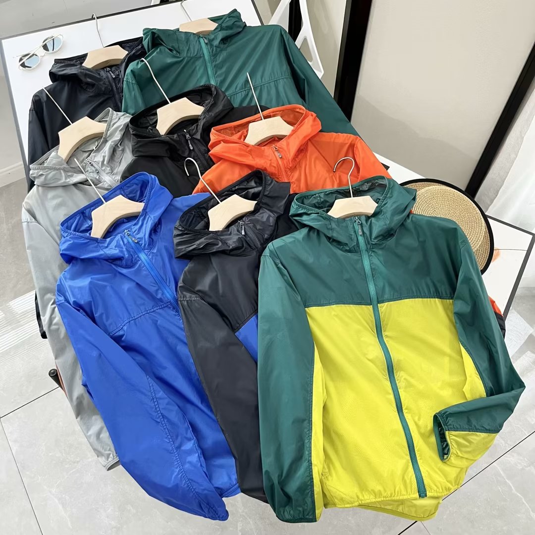 Damen Sportjacke Leicht Kapuze Norvielle