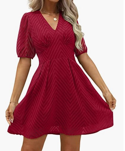 Damen Kleid mit Puffärmeln und V-Ausschnitt Norvielle