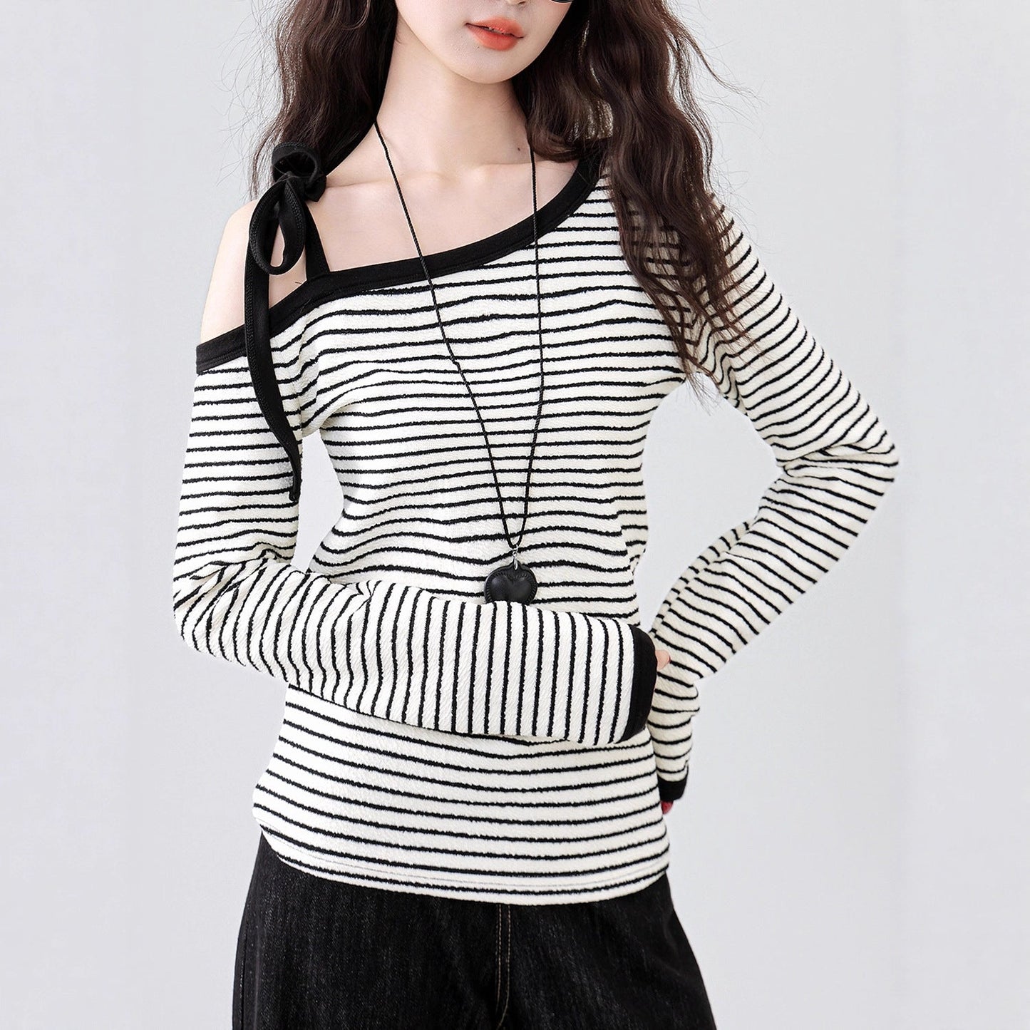 Damen Off-Shoulder Streifen Design