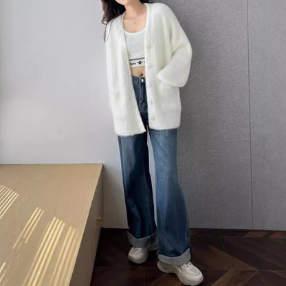 Damen Strickjacke Flauschig mit Taschen und Breitem Revers Norvielle