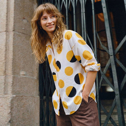 Damen Bluse mit Punkte-Design und klassischen Ärmeln Norvielle