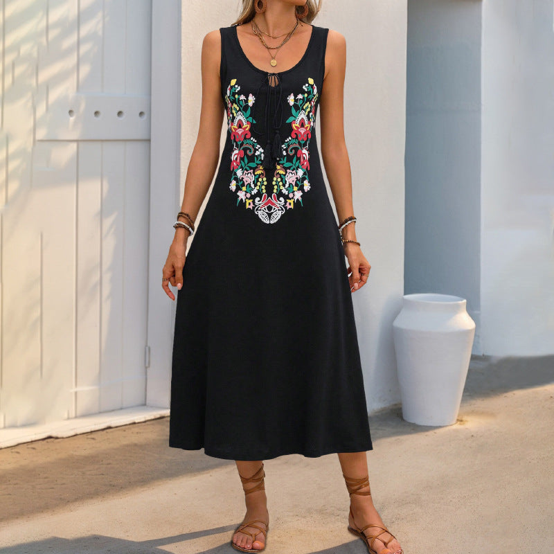 Damen Maxikleid mit Blumenapplikationen und verstellbarem Gürtel - Norvielle