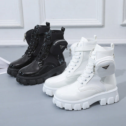Damen Stiefel mit Tasche und auffälliger Sohle