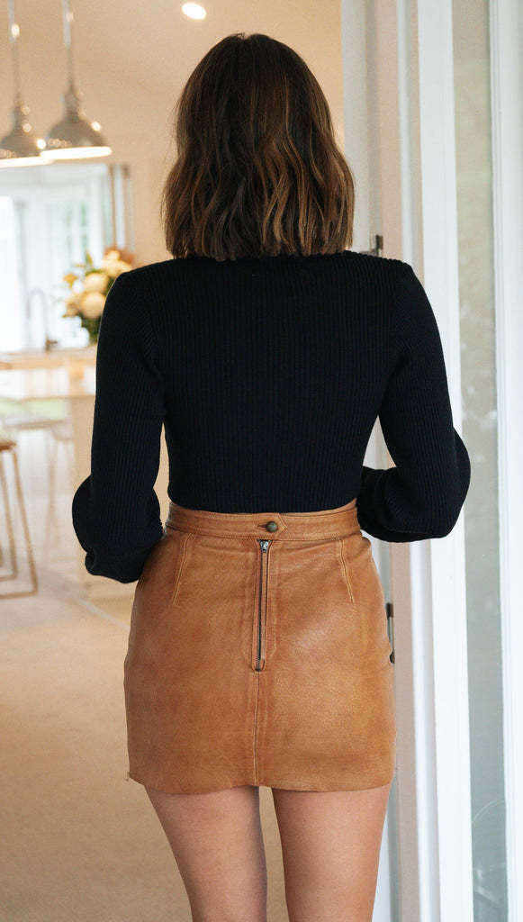 Damen Croppierter Pullover Hochkragen Cut-Out