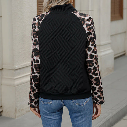 Damen Pullover mit Druckknöpfen und Tiermuster Grau