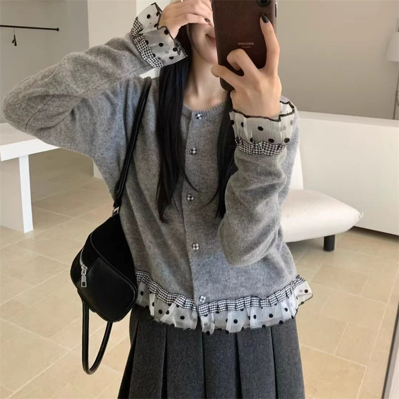 Damen Strickjacke Dekoratives Rüschen- und Knopfdesign
