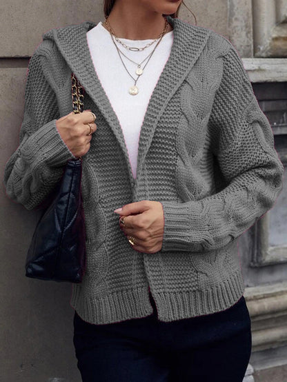 Damen Grobstrick-Cardigan mit Kapuze und Zopfmuster
