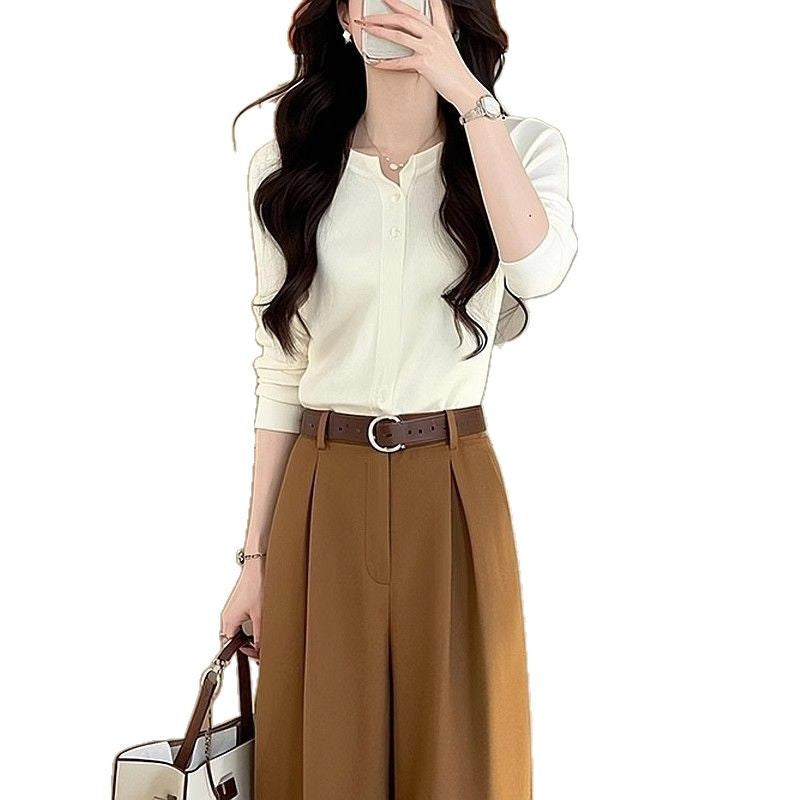 Damen High-Waist-Hose Weite Plissee-Details