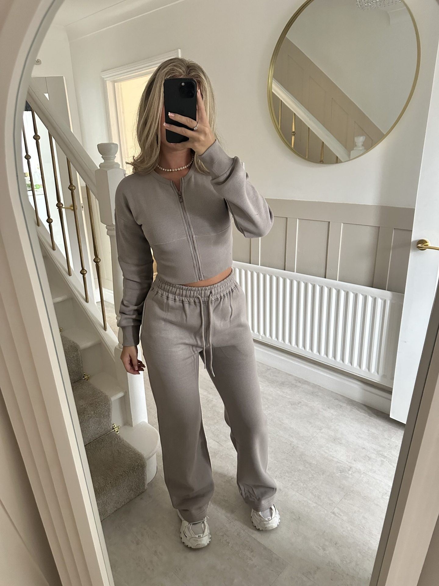 Damen Cropped Hoodie Jogginghose Set Elastischer Bund Norvielle