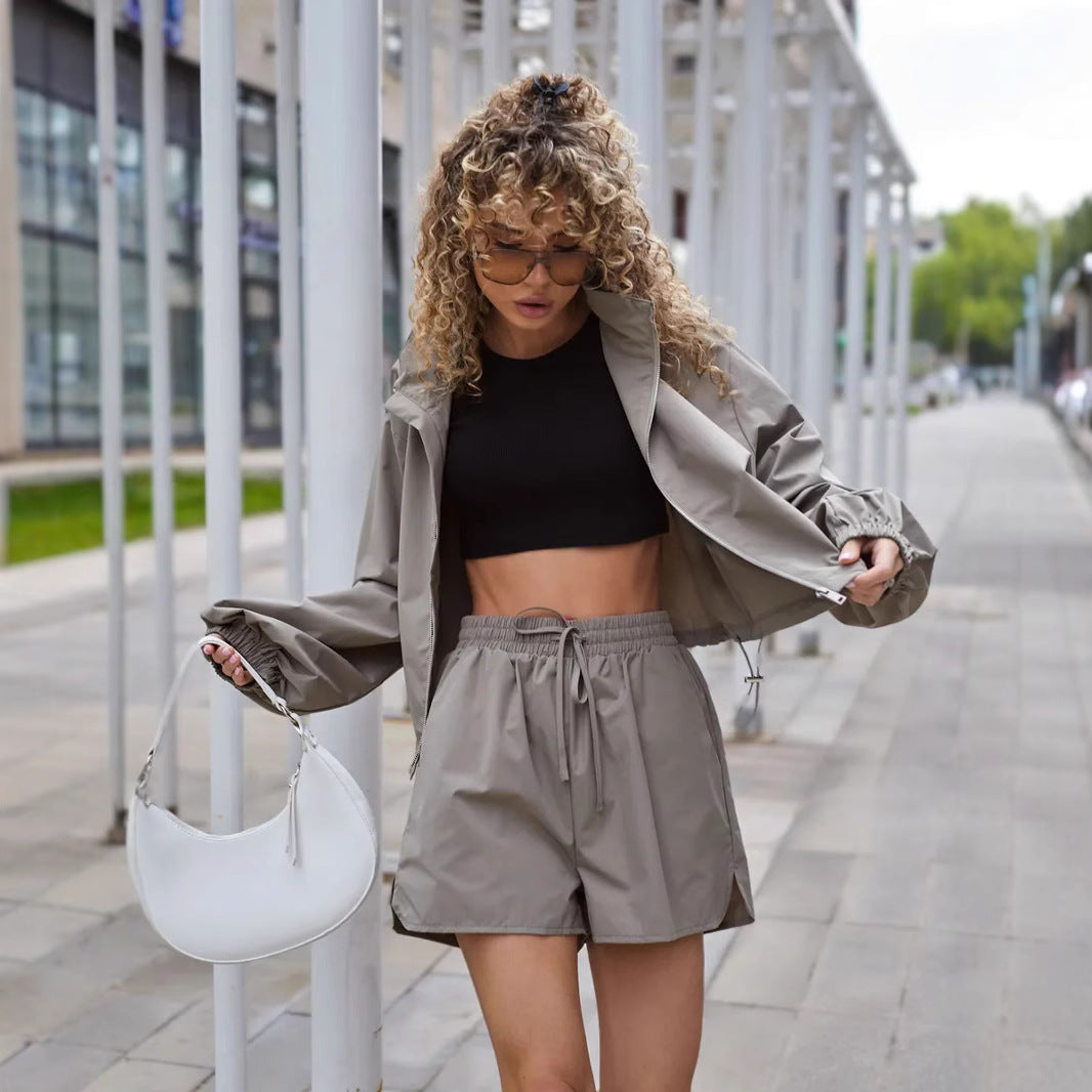 Damen Sportset Blousonjacke Lässige Shorts Norvielle