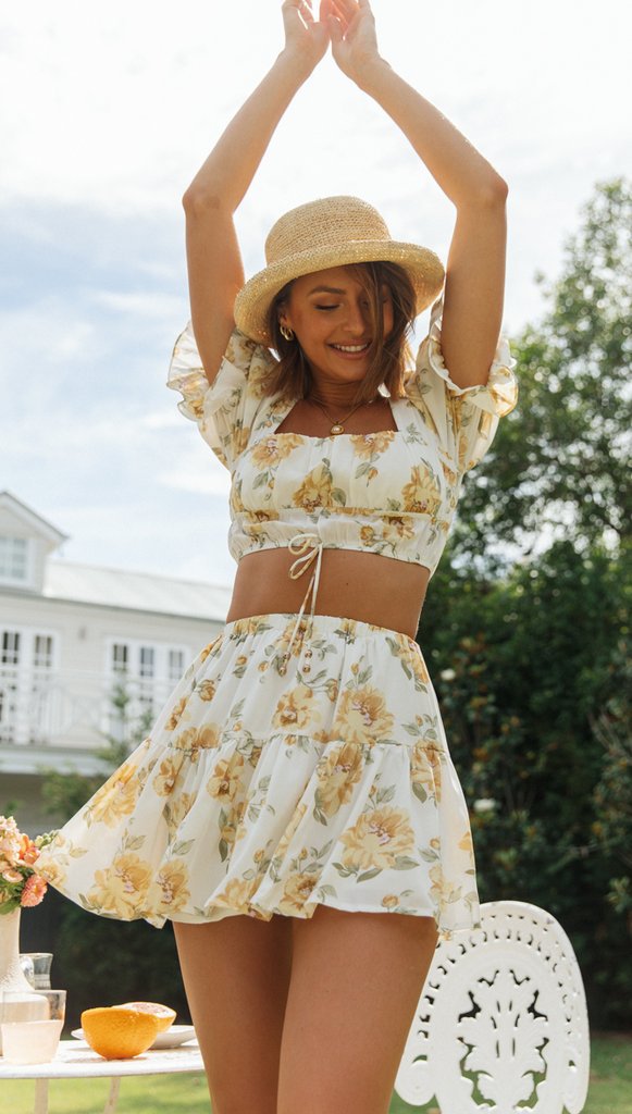 Damen Bluse Set Floralmuster Luftige Rüschen Norvielle