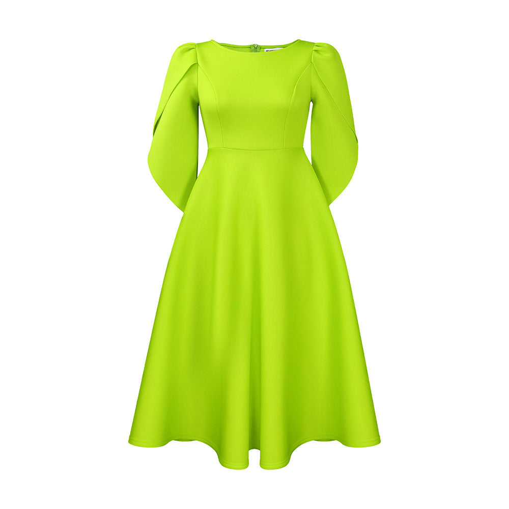 Damen Abendkleid mit Handballenärmel und schwingendem Rock