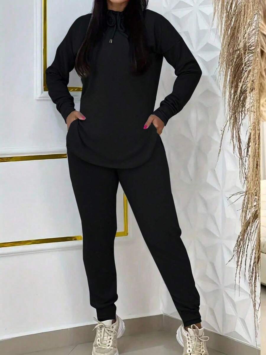 Damen Sportliches Lounge-Set mit Kapuze und Taschen