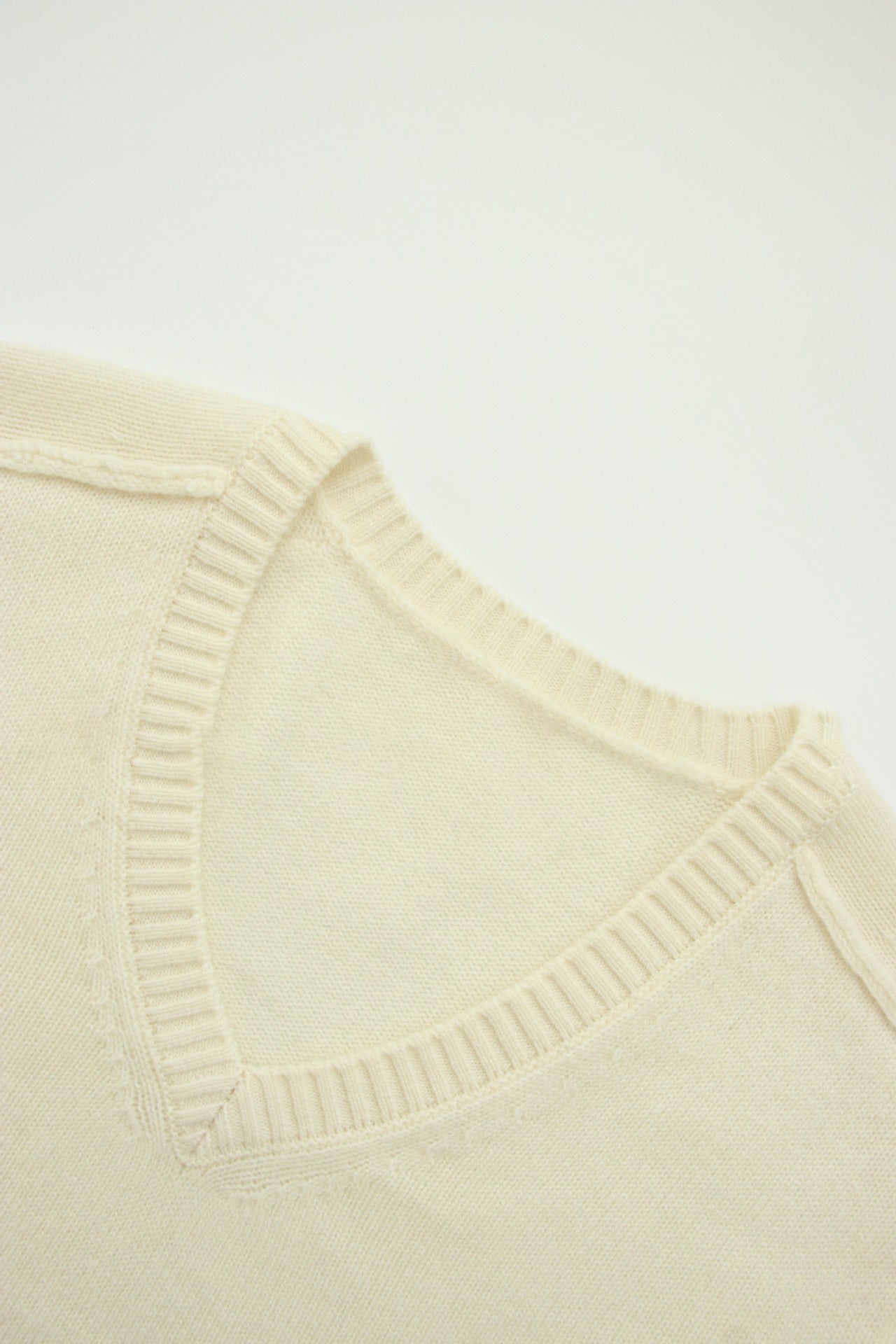Damen Pullover V-Ausschnitt Wolle Norvielle