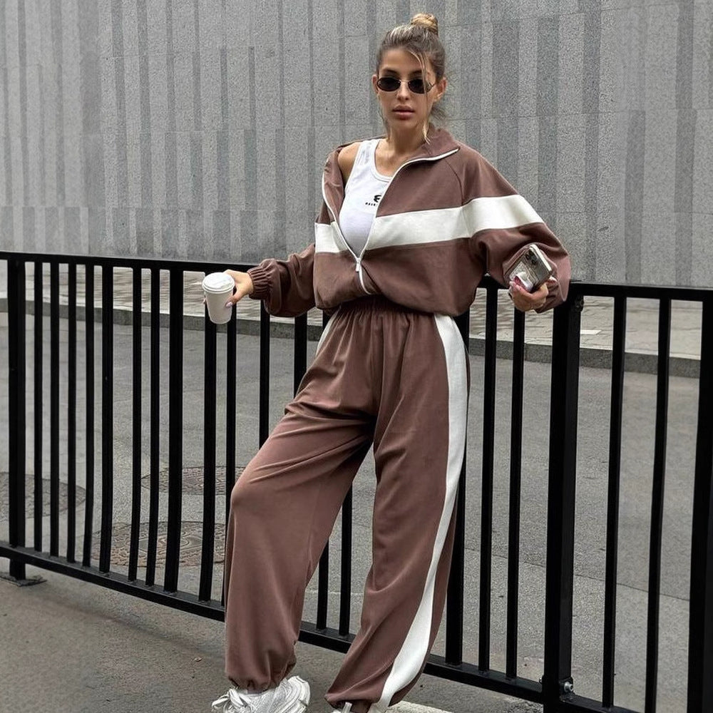 Damen Sportlicher Jogginganzug mit Kapuze und Streifen
