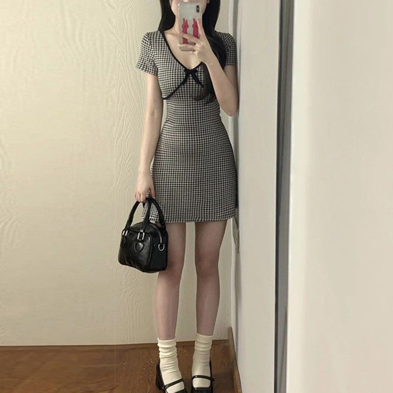 Damen Minikleid kariert Rüschendetails V-Ausschnitt - Norvielle