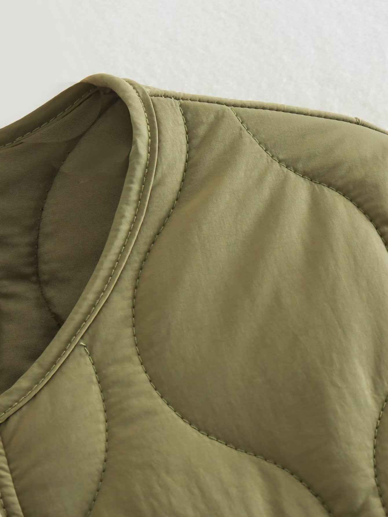 Damen Leichte Steppjacke mit Knöpfen