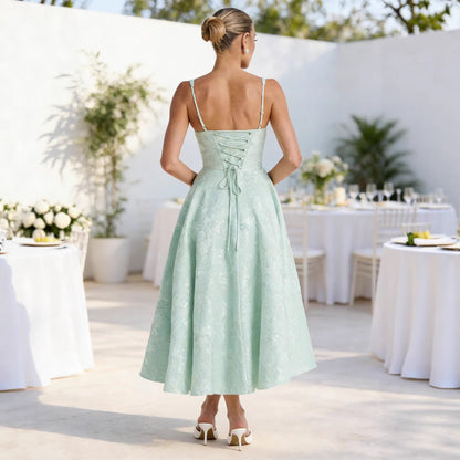 Damen Cocktailkleid Gerafftes Oberteil Voluminöser Rock Norvielle