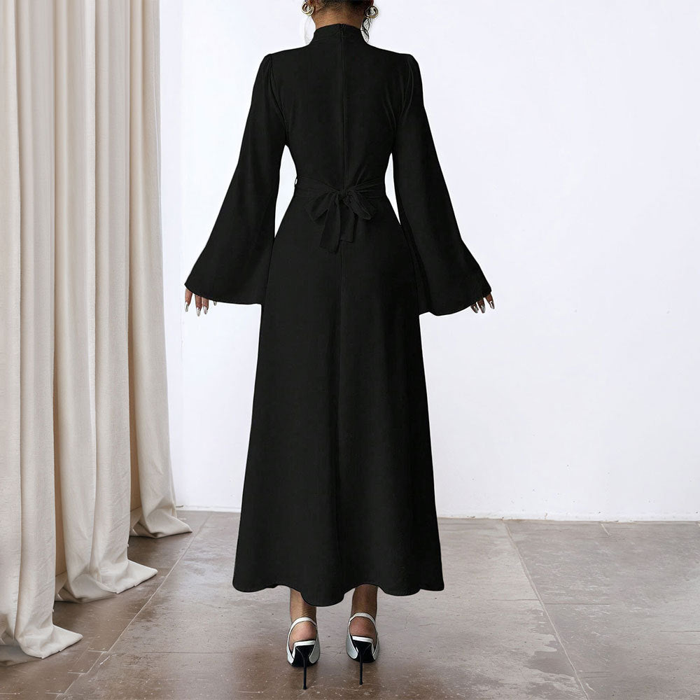 Damen Maxikleid mit schwingenden Ärmeln und hohem Kragen Norvielle