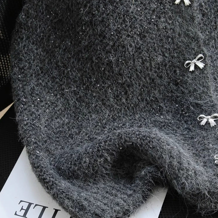 Damen Strickweste mit Glitzerakzenten und Dekorknöpfen