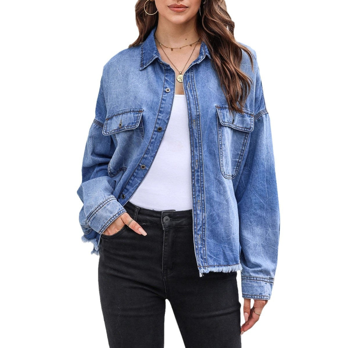 Damen Oversized Jeansjacke mit Fransen Details