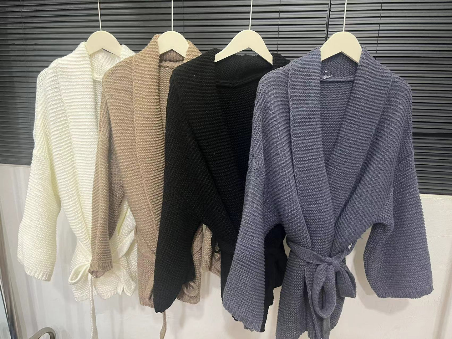Damen Strickjacke Breiter Schalkragen Norvielle