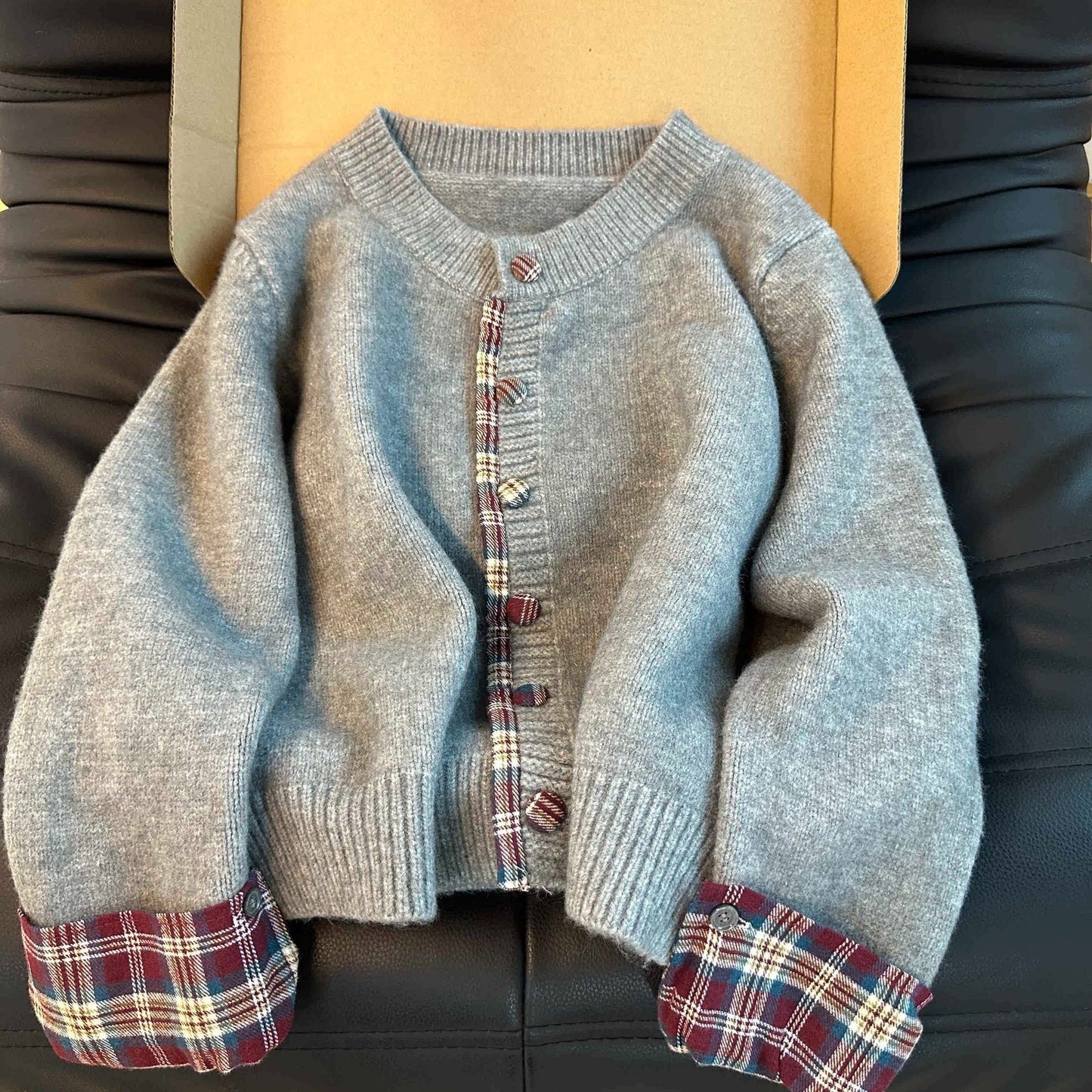 Damen Strickjacke Karomuster mit Knöpfen Norvielle