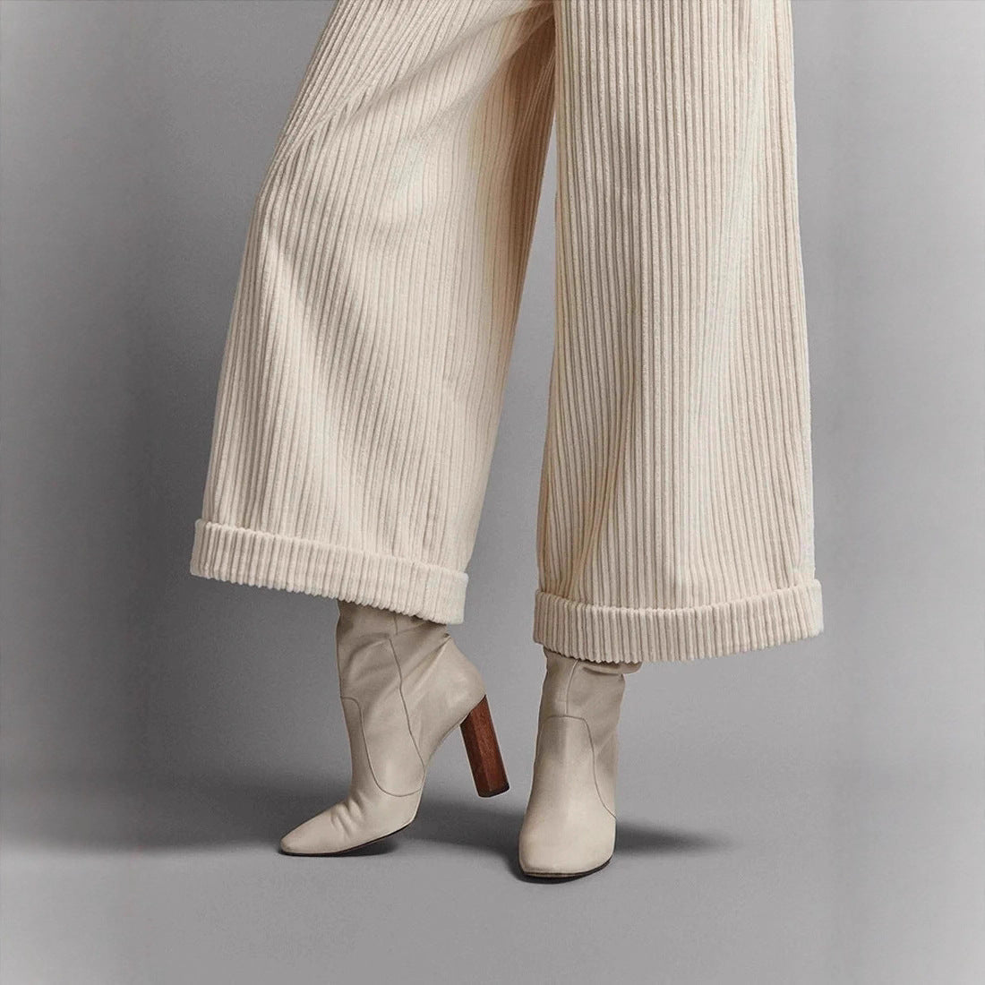 Damen Cordhose Weit Norvielle Dekorative Knöpfe