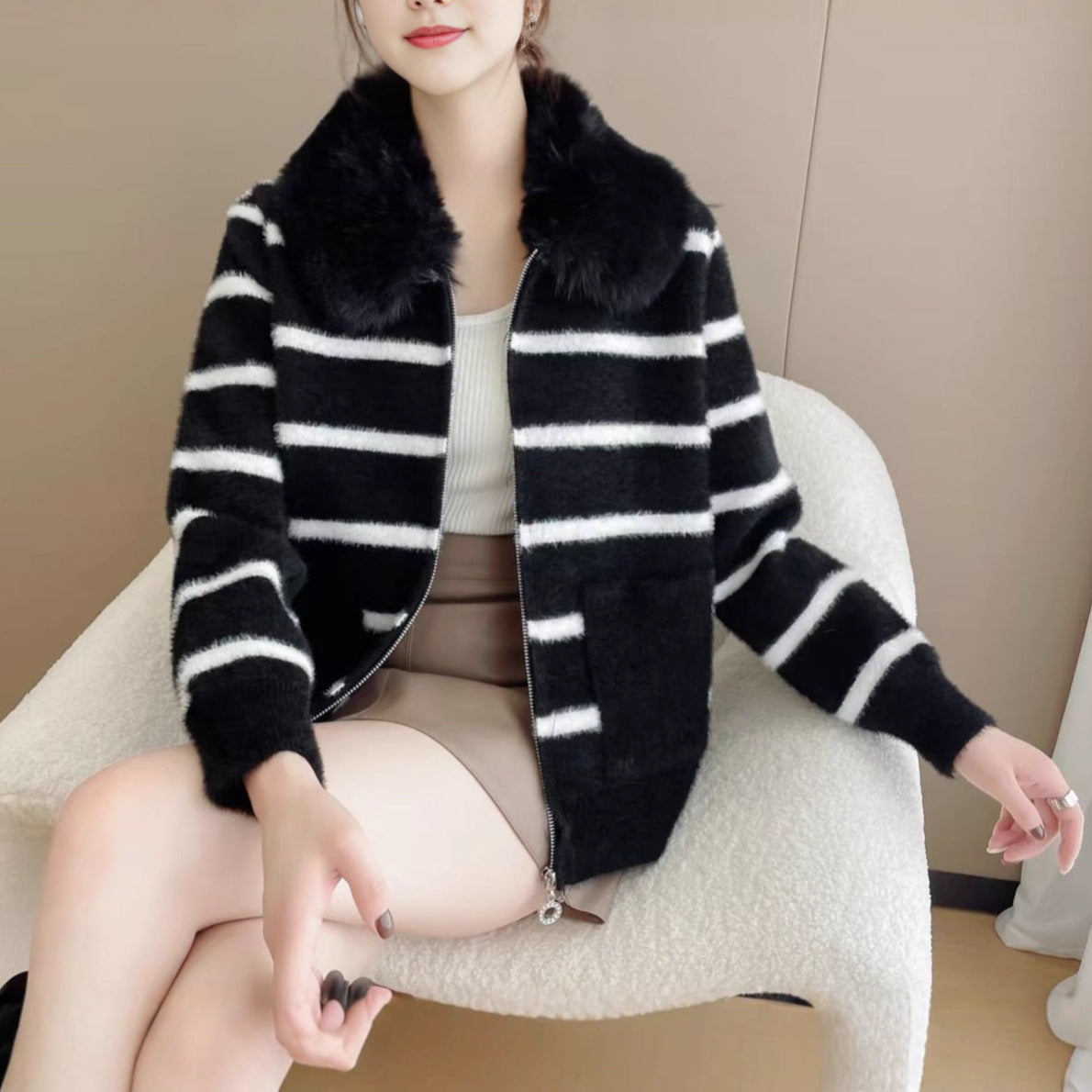 Damen Strickjacke Weich Gefüttert Beige - Norvielle