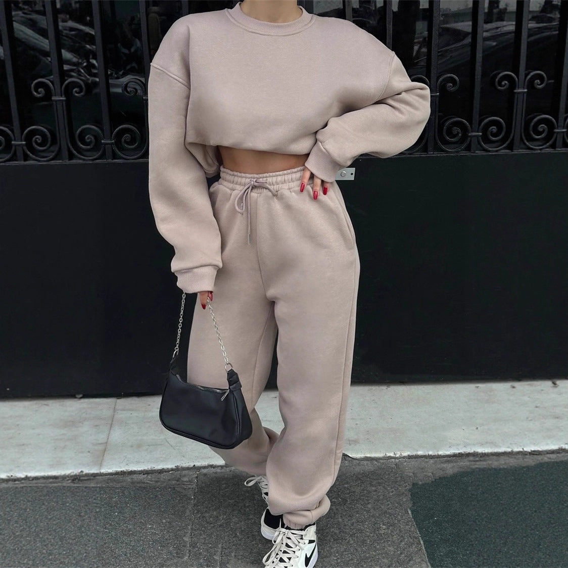 Damen Sweatshirt-Set Cropped mit Jogginghose Norvielle - Norvielle