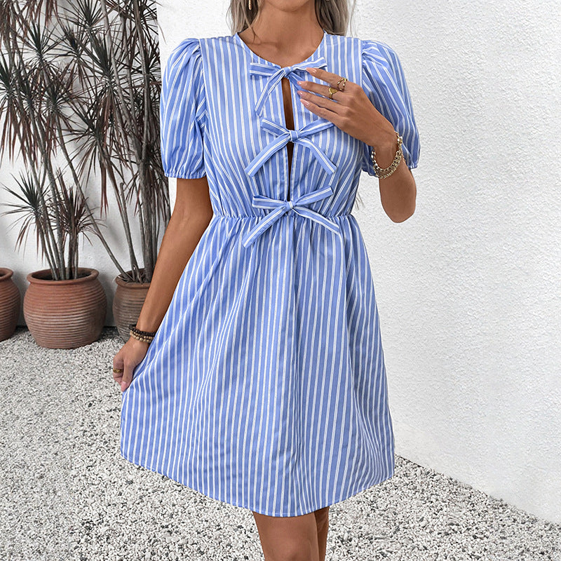 Damen Mini-Kleid Woven Puffärmel Geflochtene Details Norvielle